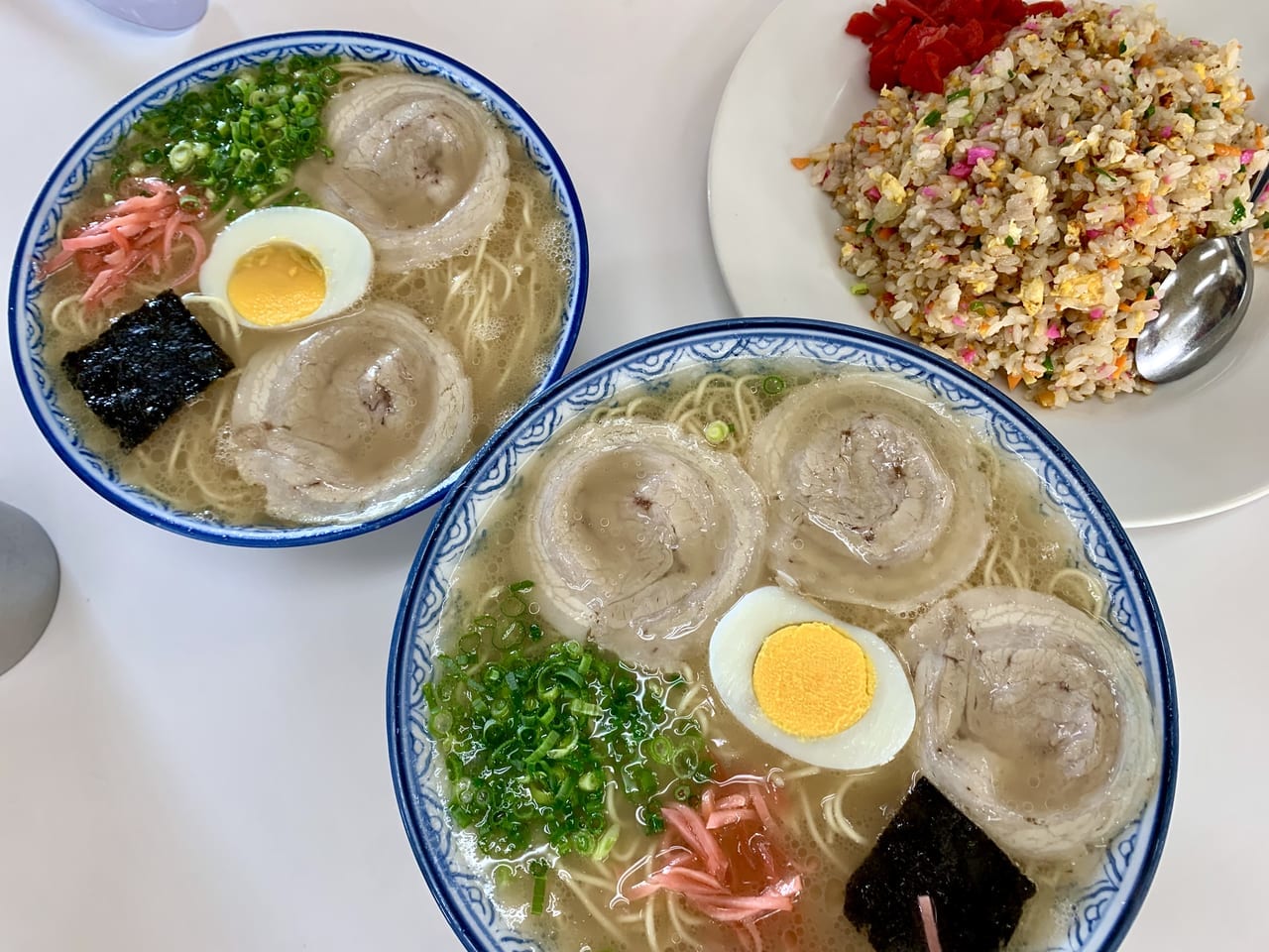 2023年丸好食堂ラーメンと焼きめし