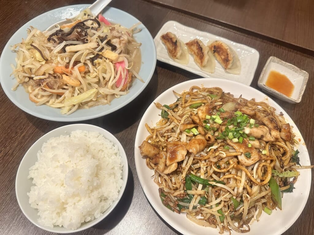 2024年皿麺本舗 らく田屋