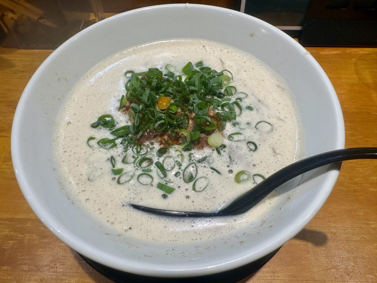 2025年豚骨と担々 ラーメン舜（しゅん）