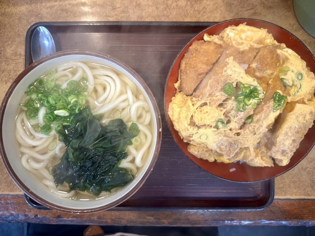 2025年讃岐の手打うどん 山忠（やまちゅう）