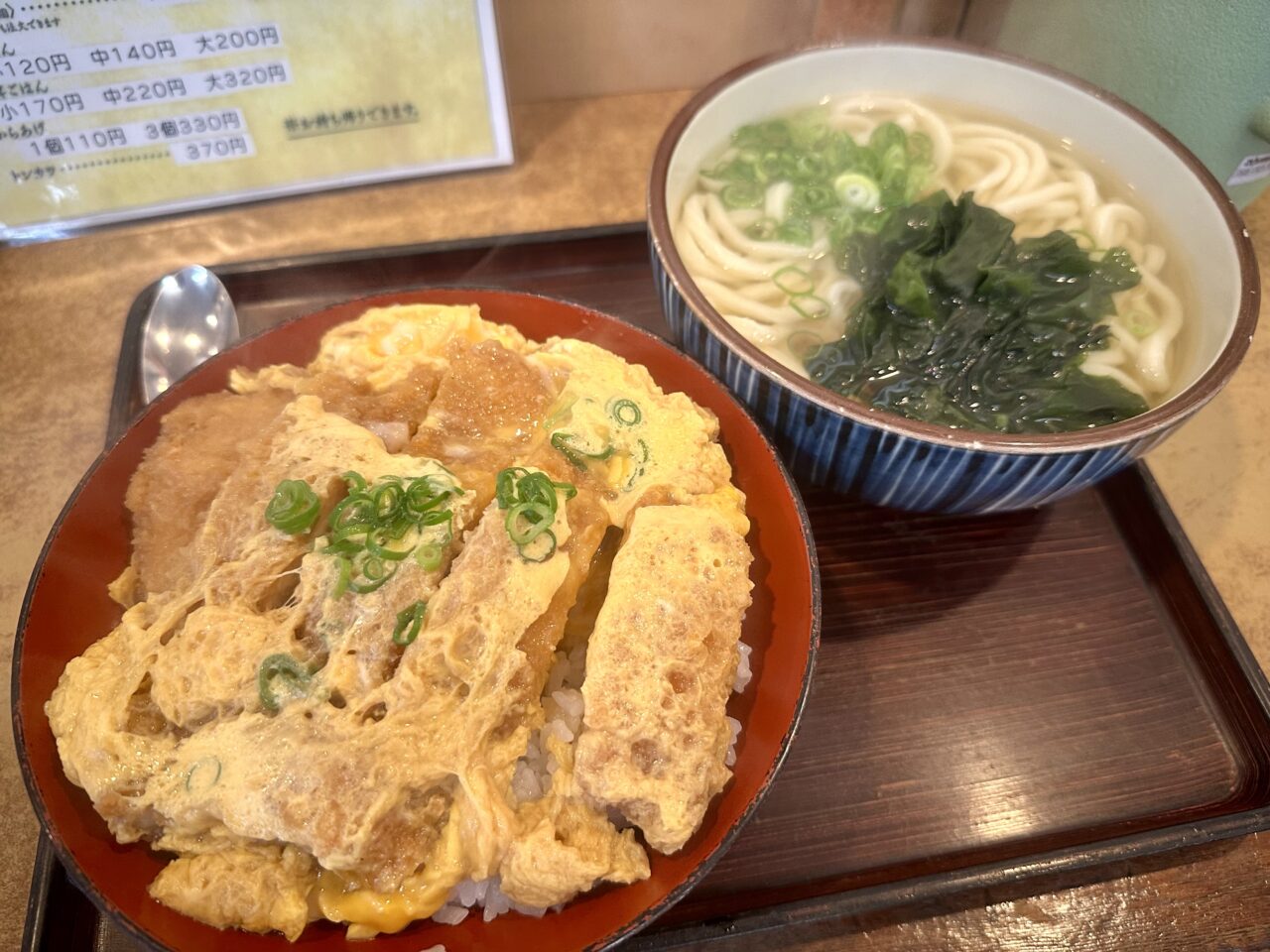 2025年讃岐の手打うどん 山忠（やまちゅう）