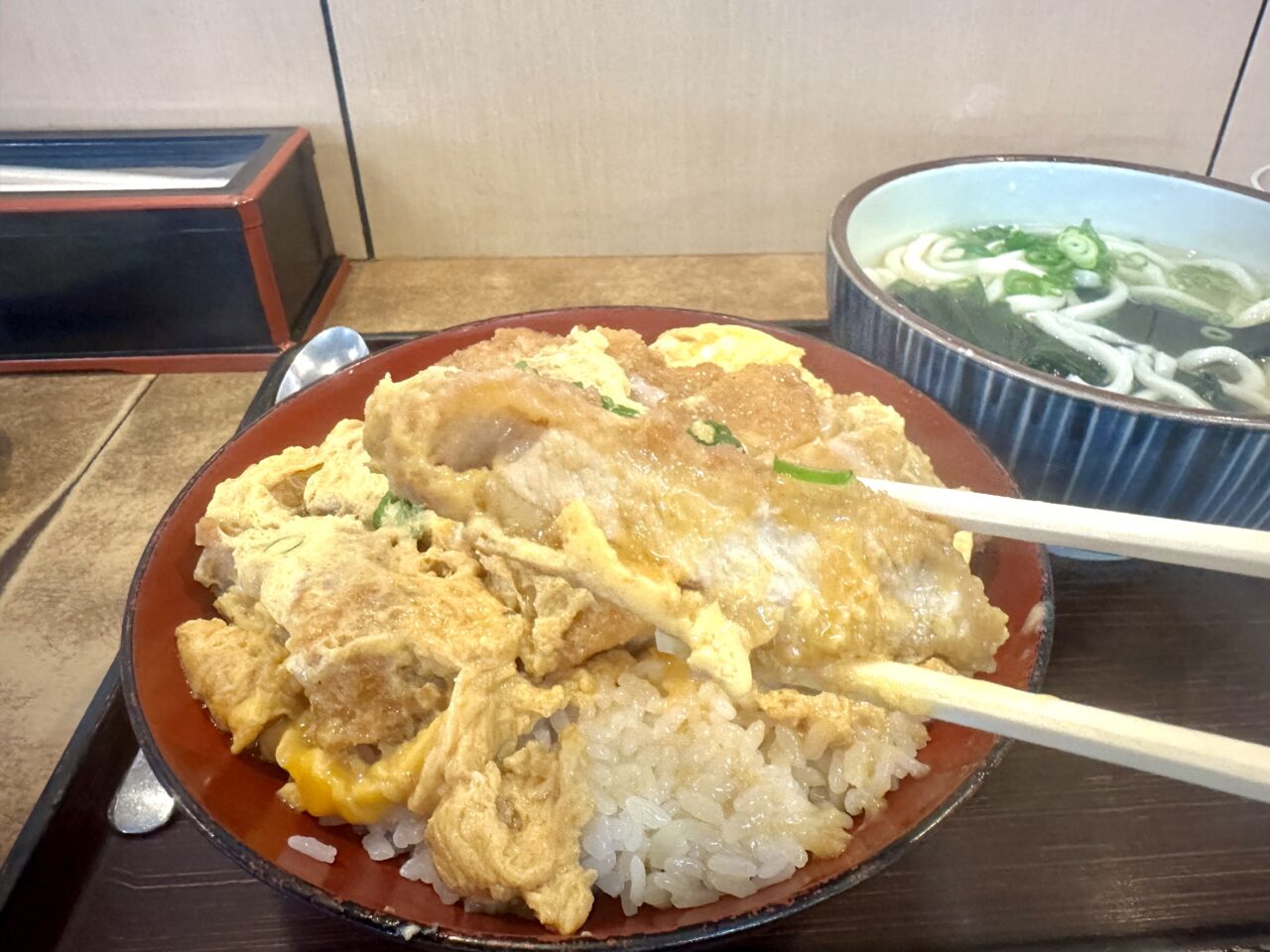 2025年讃岐の手打うどん 山忠（やまちゅう）