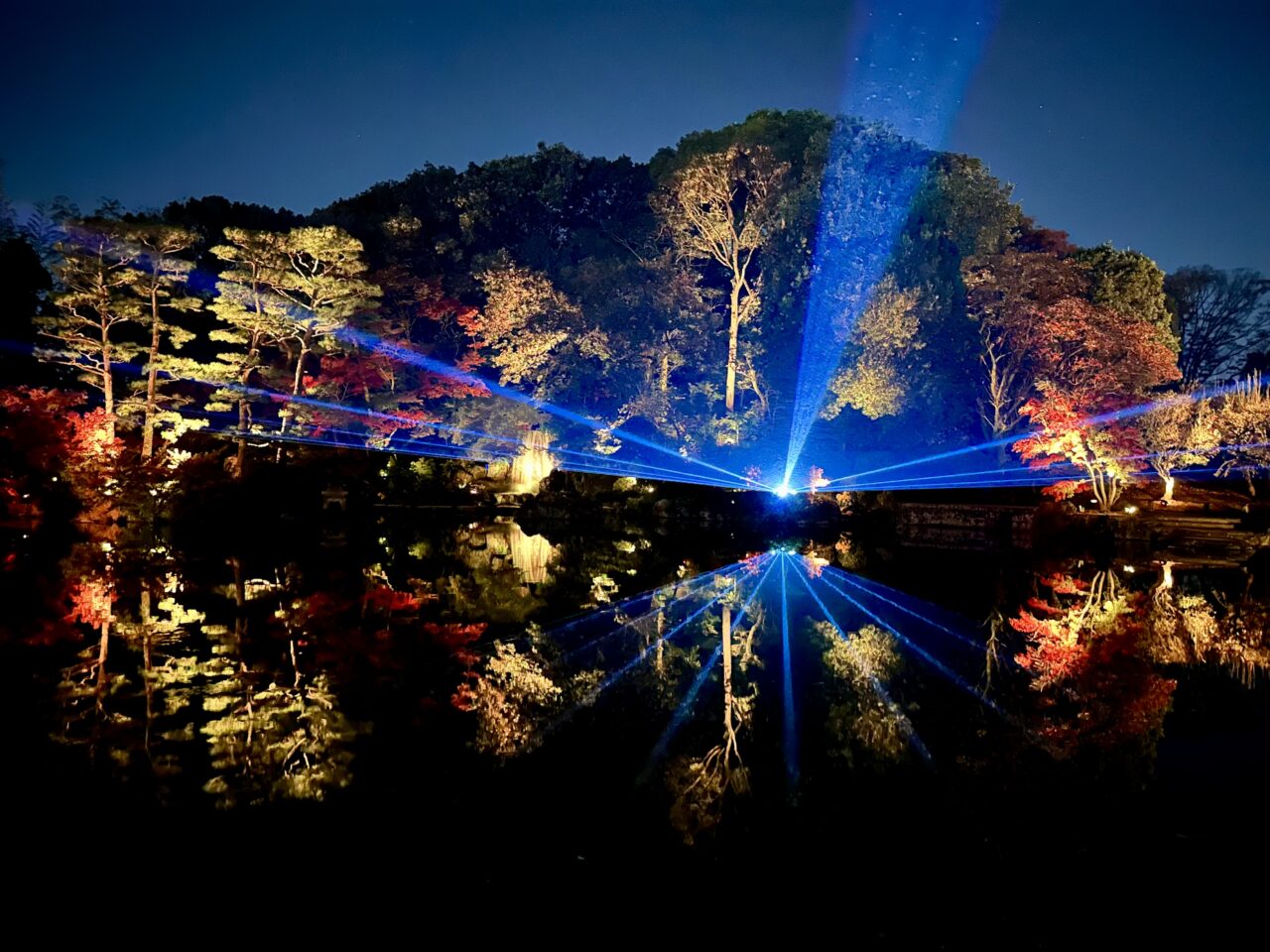 2025年石橋文化センターウインターイルミネーション「光のミュージアム」