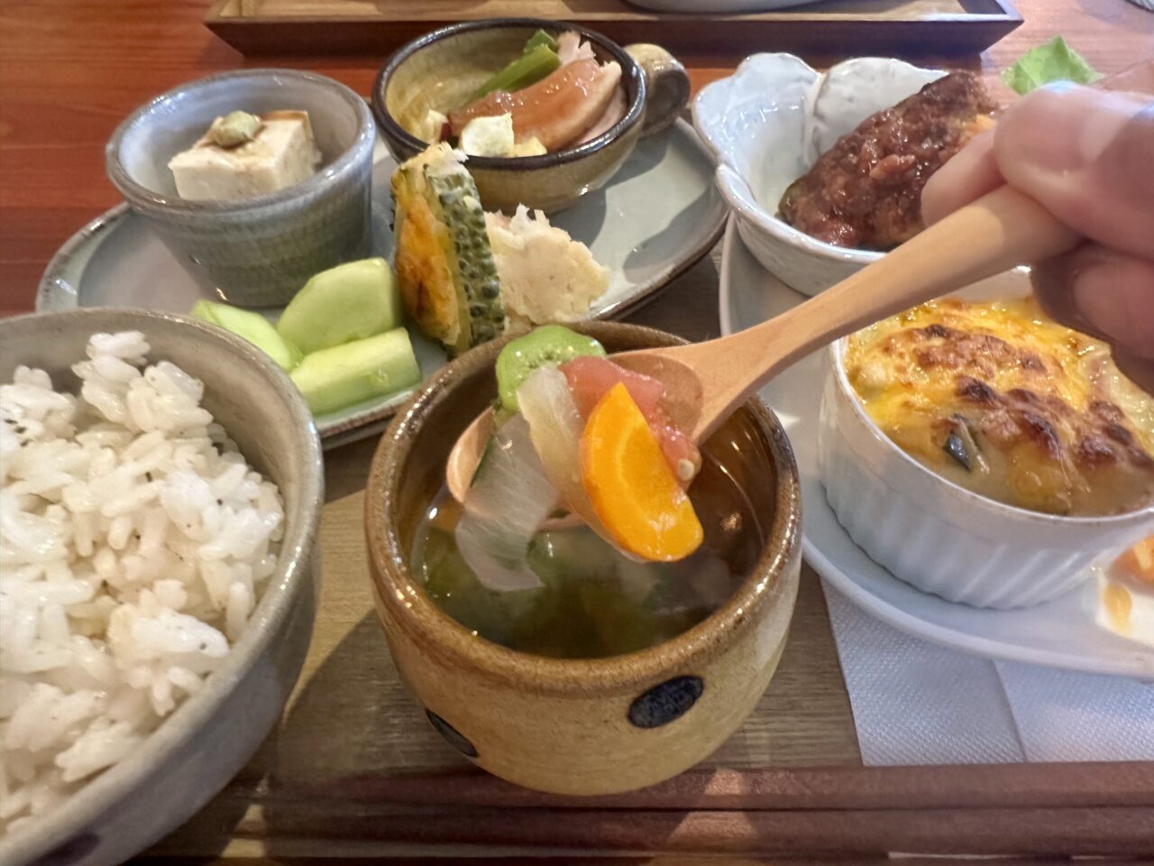 2025年おごちそう"とあんこ 空café